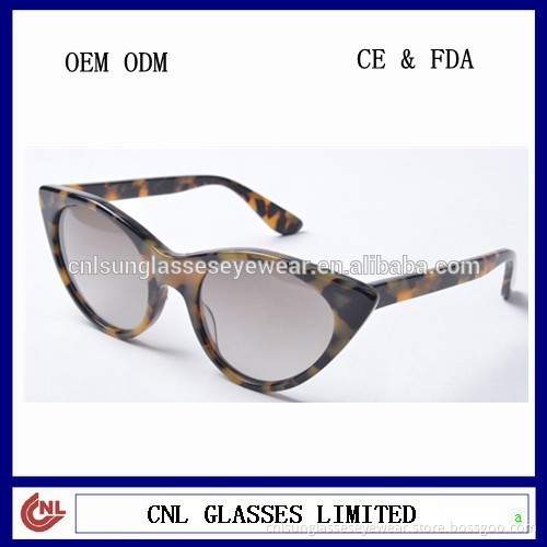 New style sunglass showcase cat eye brand name sunglass showcase